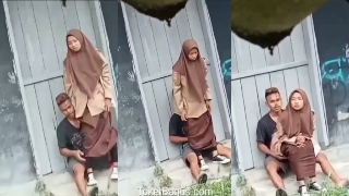 Bokep SMA viral terbaru ngitip ngewe di depan wc