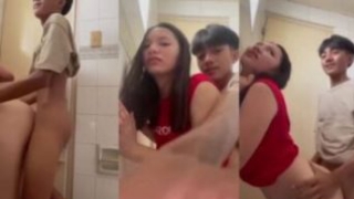 Bokep Smp Bocil mesum di wc pulang les viral