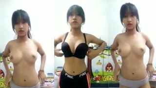Bokep SMP Bocil pap toket ke om demi iphone