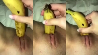 Bokep Indo memek pink belajar colmek pake pisang